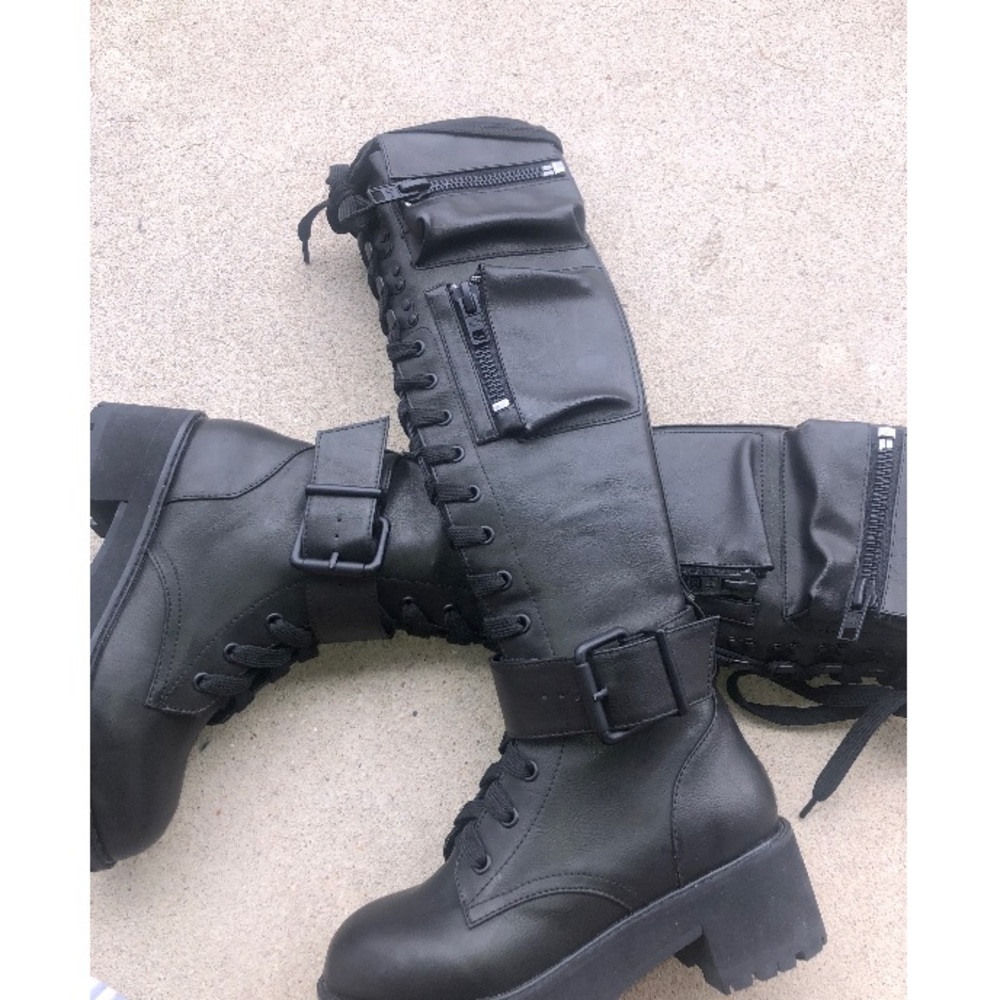 Dolls kill obsidian boots